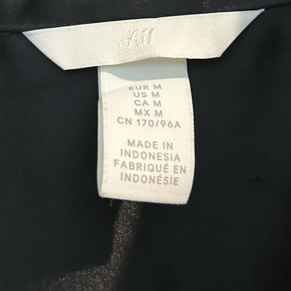 H&M black Satin button down shirt, M - Picture 5 of 10